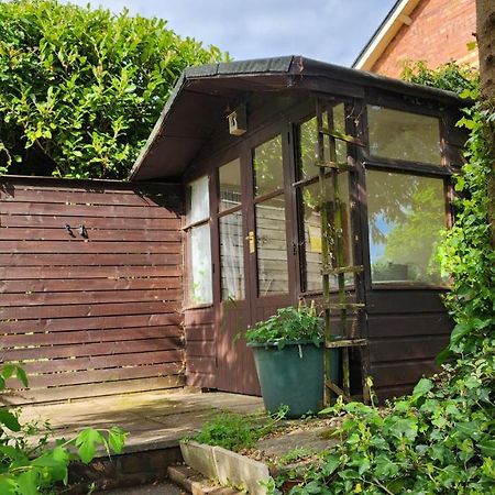 Beautiful House And Elevated Garden In Bridgnorth Exterior foto