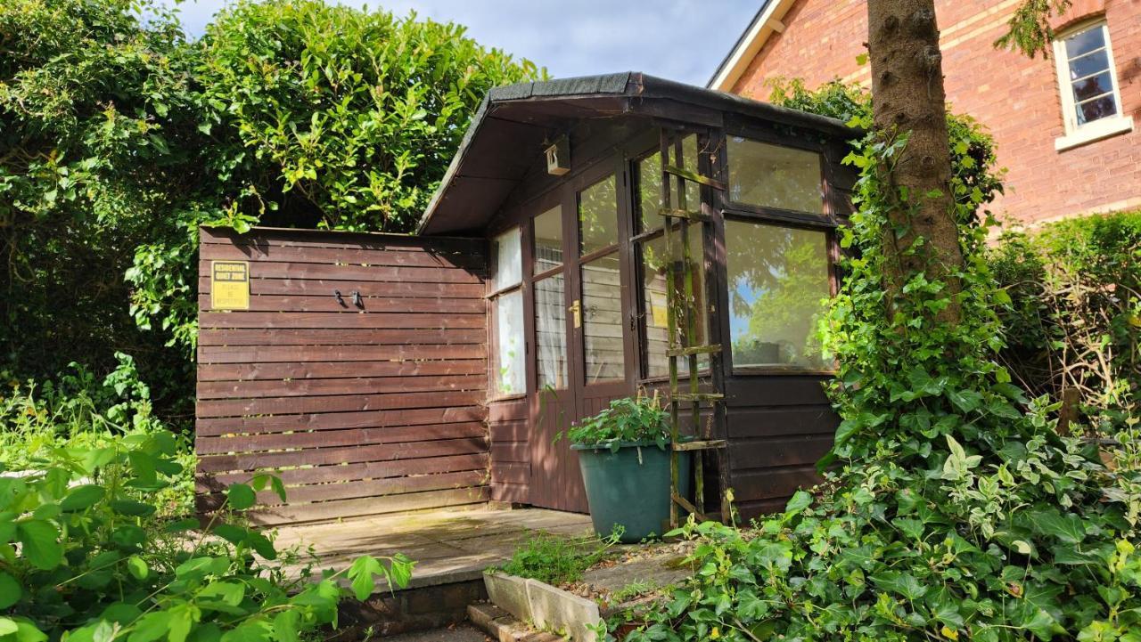 Beautiful House And Elevated Garden In Bridgnorth Exterior foto